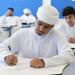 طلبة الصفوف من الثالث إلى الثاني عشر يتقدمون لامتحانات نهاية العام الدراسي الثلاثاء