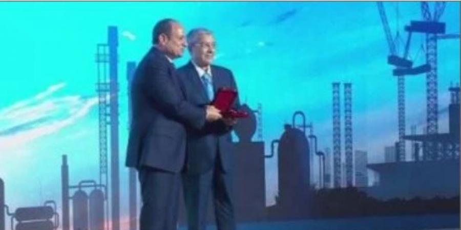 قائمة أسماء المكرمين من الرئيس السيسي في عيد العمال 2025