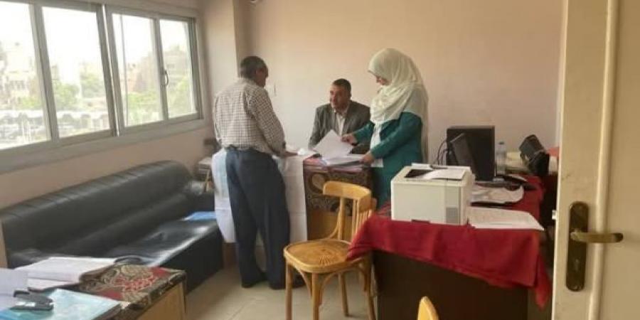 محافظ أسيوط يوجه بالمتابعة الدورية لاستكمال إجراءات التقنين