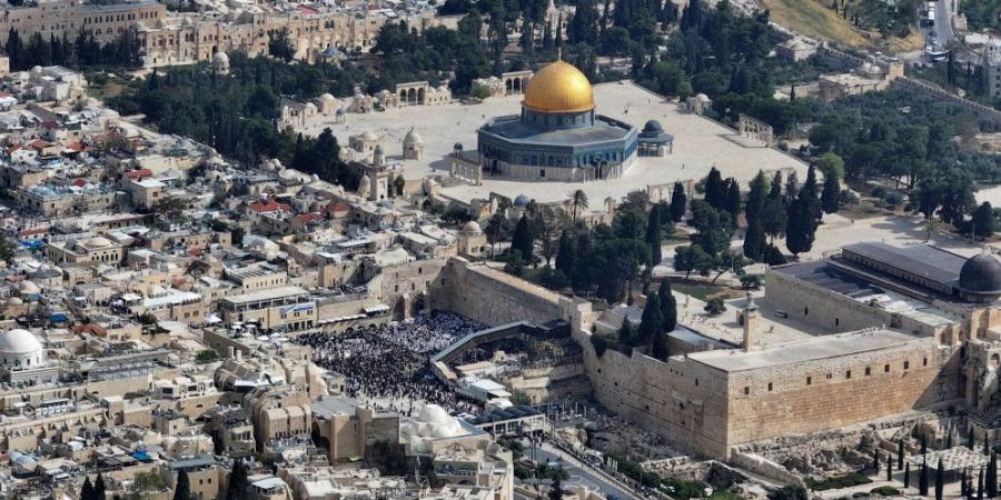"النواب" يدعو الحكومة للتحرك مع الهيئات الدولية لإعادة فتح صندوق ووقفية القدس