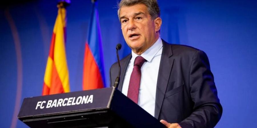 خوان لابورتا.. التحكيم أقصى برشلونة من دوري الأبطال