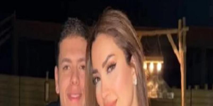 نسرين طافش تقضى إجازتها الصيفية برفقة زوجها