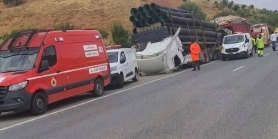 حادثة مميتة على "لوطوروت" تودي بحياة 6 أشخاص!