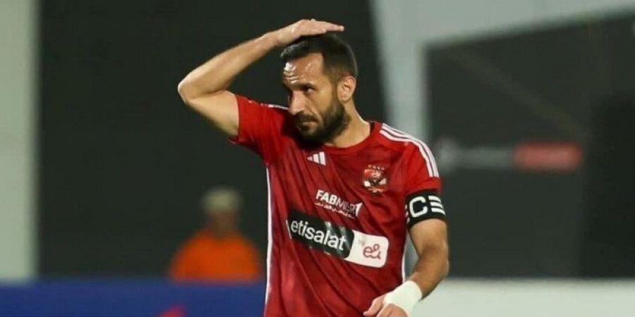 الأهلي يتخذ قرارا صادما للتونسي علي معلول