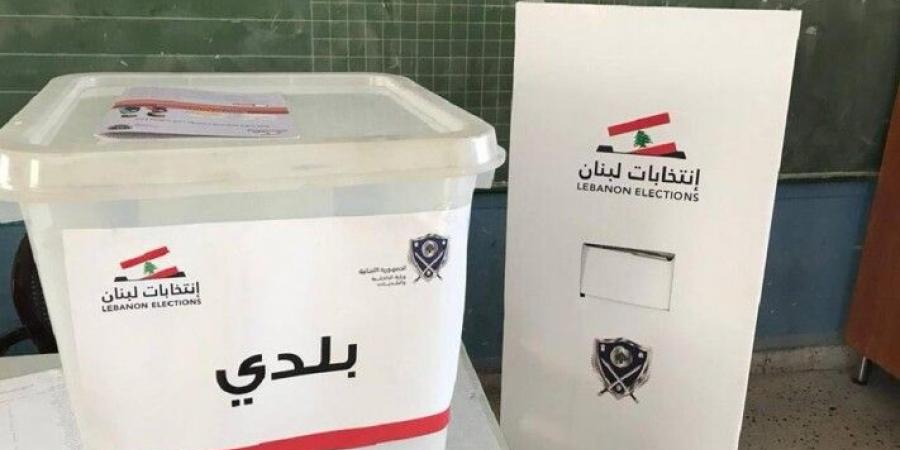 سلام ثمّن سرعة تدخل الأجهزة الأمنية لضبط المخالفات ومحاولات الرشوة بالانتخابات: لن نتهاون مع تكرار هذه التجاوزات