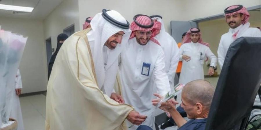 الراجحي يتفقد خدمات مكتب العمل ومركز التأهيل الشامل بالقصيم