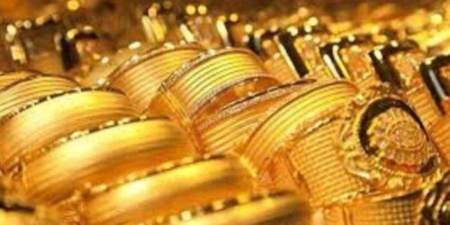 تفسير رؤيا «لبس الرجل الذهب» لابن سيرين