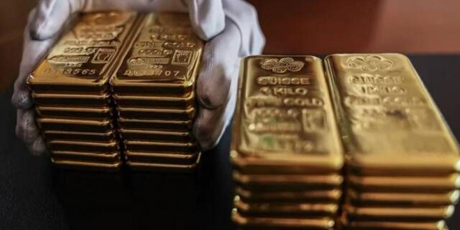 انخفاض أسعار الذهب مع تراجع جاذبية الملاذ الآمن والمحادثات التجارية