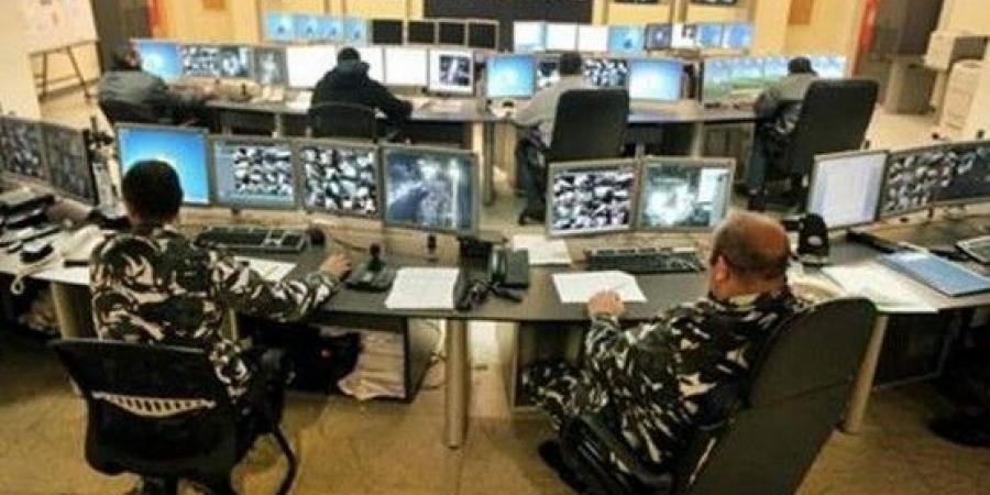 التحكم المروري: تعطل سيارة أول جسر الكولا باتجاه سليم سلام وحركة المرور كثيفة جدا