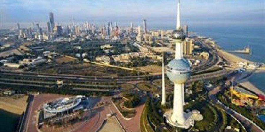 طقس الكويت.. حار وانخفاض في الرؤية الأفقية بسبب الغبار والعظمى 42 درجة