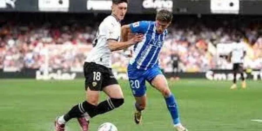 التعادل السلبي يسيطر على الدقائق الأولي بين ديبورتيفو الأفيس وفالنسيا في الدوري الإسباني