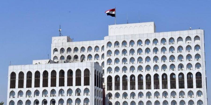 العراق يرحب برفع العقوبات عن سوريا