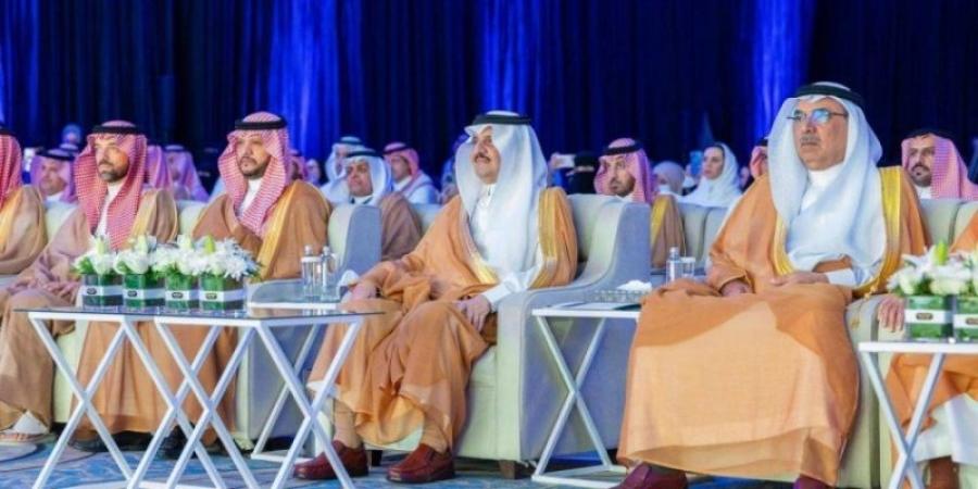 أمير المنطقة الشرقية يفتتح فعاليات ملتقى التحول الرقمي 2025