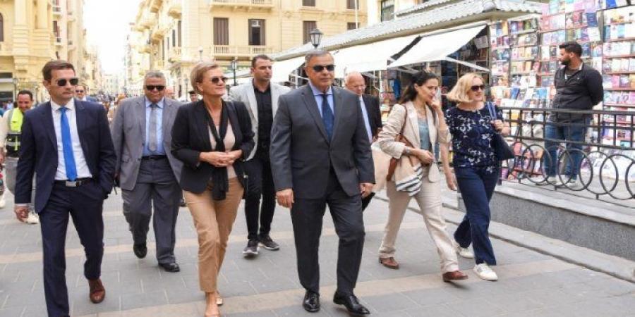 إعادة تنظيم المرور وتجميل الأرصفة.. خطة شاملة لإحياء شارع « النبي دانيال» بالإسكندرية