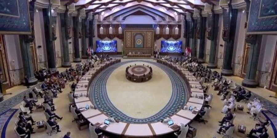 البيان الختامي للقمة العربية: رفض تهجير الشعب الفلسطيني وإدانة الاعتداءات الصهيونية على سوريا