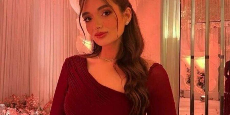 ملك زاهر تتصدر التريند بعد تعليقها على غياب تامر حسني عن زفاف شقيقتها