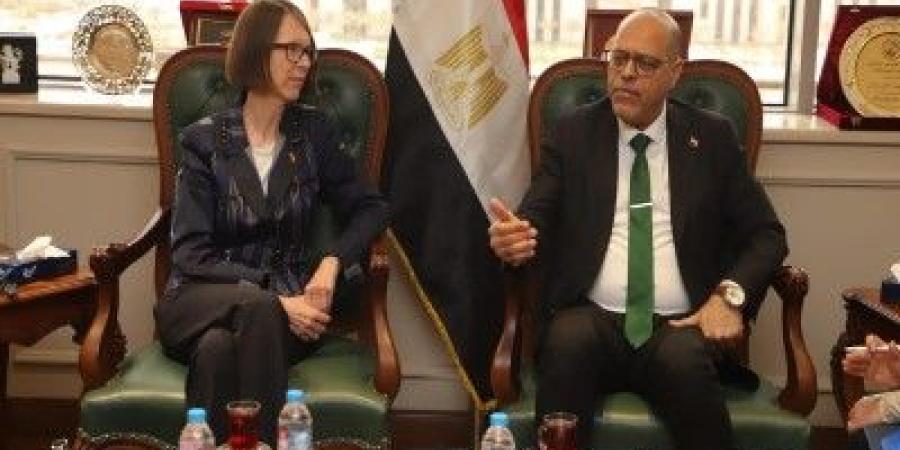 وزير العمل يلتقي يبحث مع "الوكالة الألمانية"تفعيل التعاون المشترك