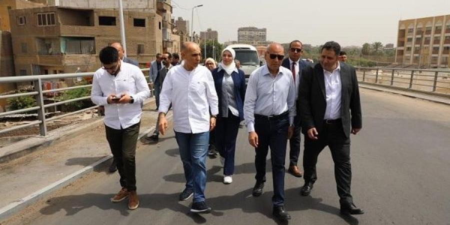 محافظ القاهرة يشهد الاعمال الجارية لمشروع تطوير منطقة عزبة جرجس و