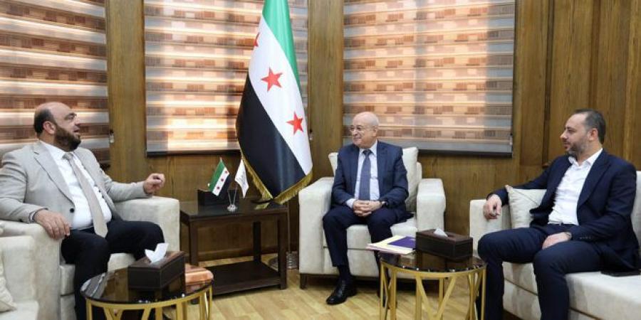 وزير النقل يبحث مع اتحاد غرف التجارة سبل التعاون