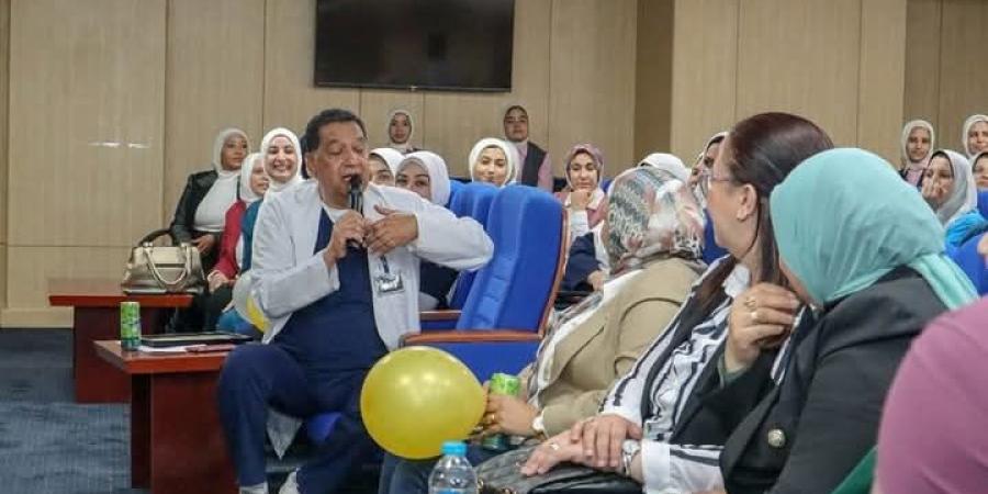 مستشفي العلمين النموزجي تنظم  أول ورشة فنية مخصصة