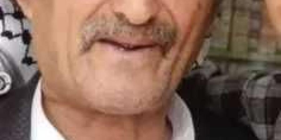 جريمة بشعة تهز إب.. شاب يقتل والده بـ3 رصاصات بعد صلاة الفجر