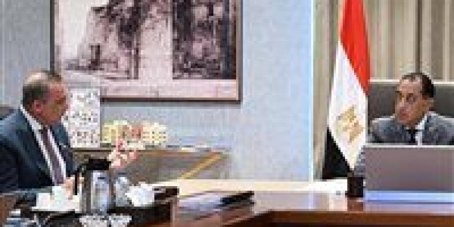63 ألف وحدة سكنية...مدبولي يتابع مشروعات صندوق التنمية الحضرية