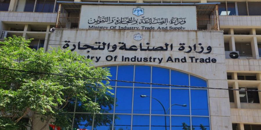بدء حملات رقابية مكثفة للتصدي لحملات ترويج عقارية غير مرخصة داخل مراكز التسوق