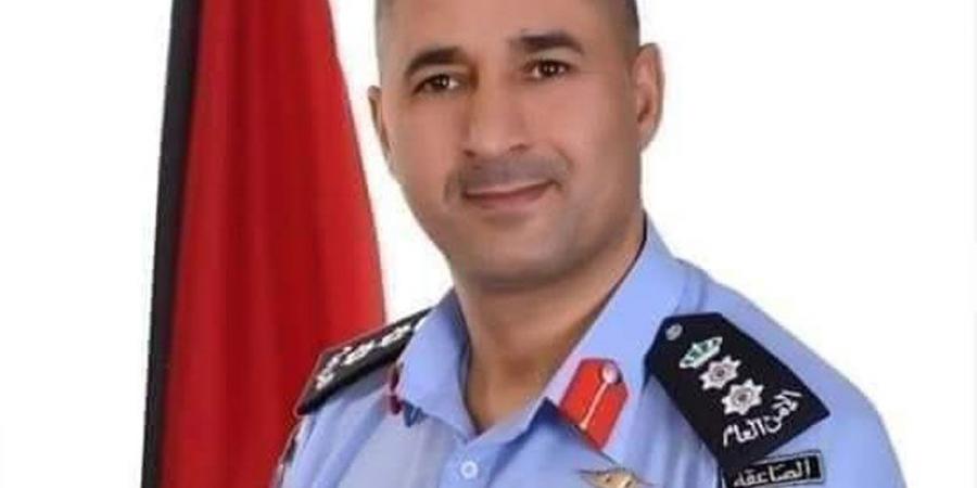 "بعد صدور الحكم على المتهمين بمقتله" .. وسم الشهيد العميد "عبد الرزاق الدلابيح" يتصدر منصات التواصل الاجتماعي