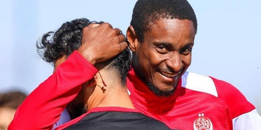 الوداد المغربي يستغني عن مدربه قبل كأس العالم للأندية