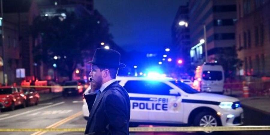 "أيه بي سي نيوز": منفذ الهجوم قرب المتحف اليهودي كرر عبارات مؤيدة لفلسطين وقال فعلت ذلك لأجل غزة