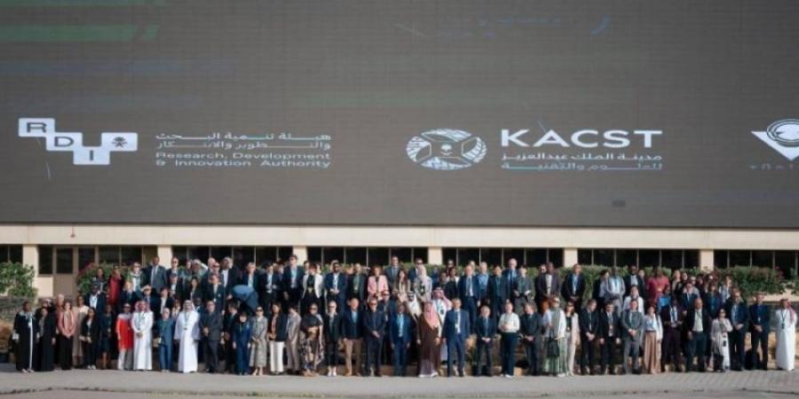 مجلس البحوث العالمي يضع خارطة طريق للذكاء الاصطناعي في البحث العلمي والتعاون الدولي