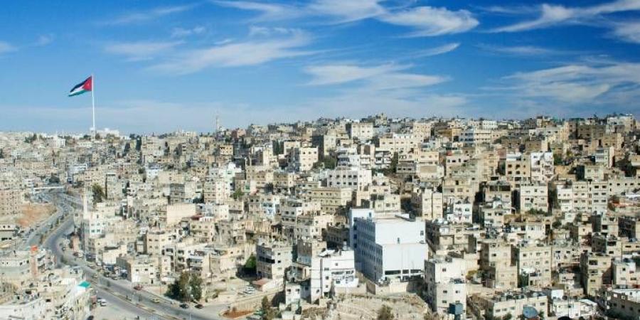طقس معتدل في أغلب المناطق اليوم وحار نسبيًا حتى الاثنين
