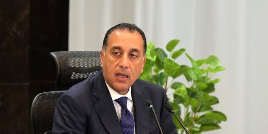 رئيس الوزراء يتابع موقف المشروعات الجارية بمنطقة "الحزام الأخضر" بـ6 أكتوبر