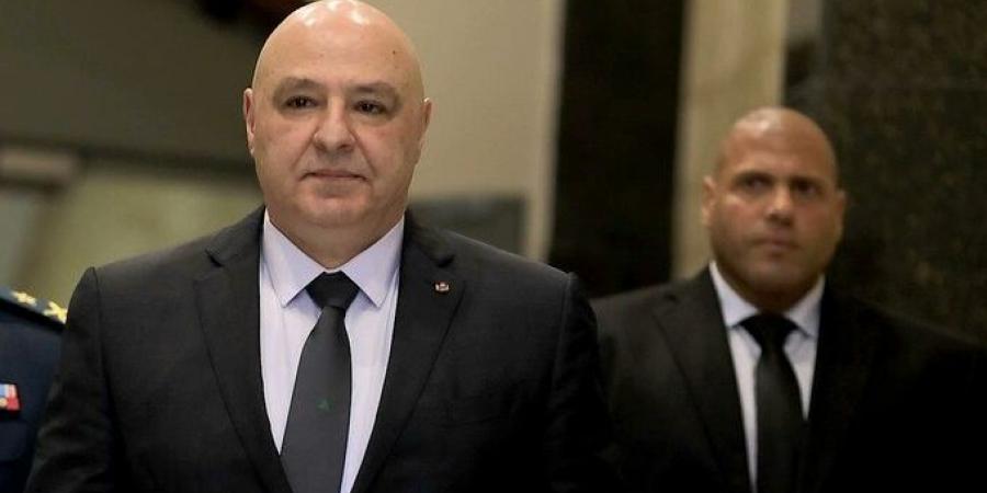 الرئيس عون من العيشية: هذه المرة الأولى التي اقترع فيها بعدما حميت لـ40 سنة العملية الانتخابية