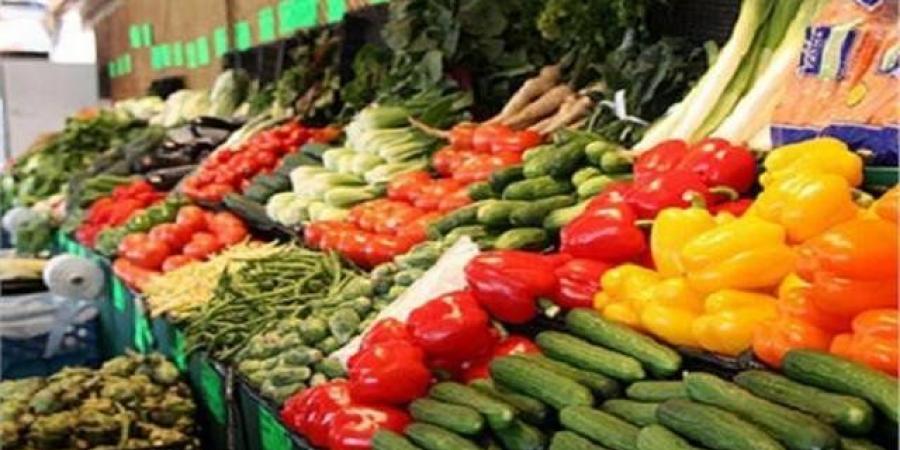 سعر البصل اليوم.. أسعار الخضروات والفاكهة بالأسواق الأحد 25 مايو 2025