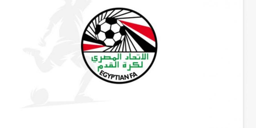 خبير لوائح رياضية يفجر مفاجأة: “كاس” قد توقف إعلان بطل الدوري وتخصم النقاط من الأهلي