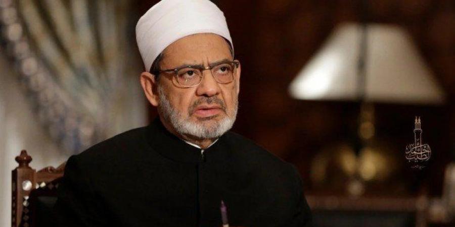 شيخ الأزهر يقدّم التعازي للطبيبة الفلسطينية آلاء النجار باستشهاد أبنائها التسعة