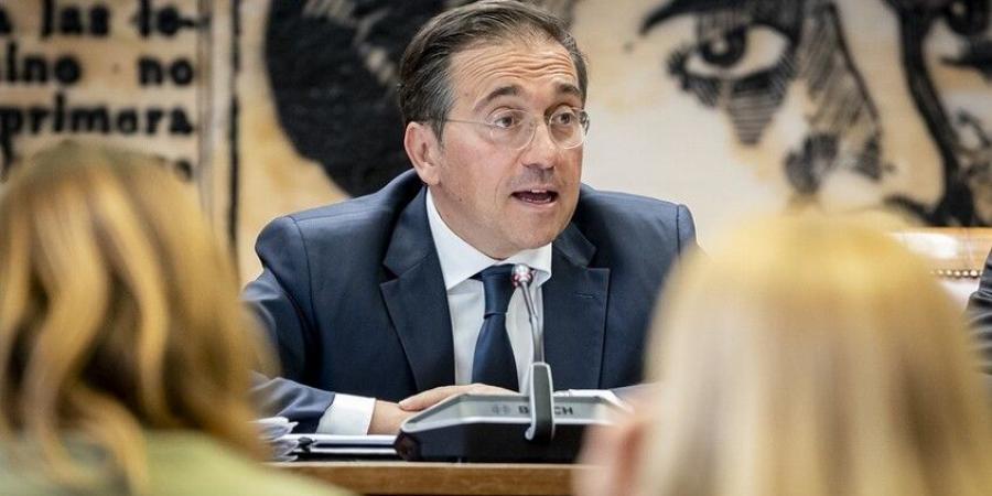  إسبانيا تطالب بحظر دولي لتسليح إسرائيل