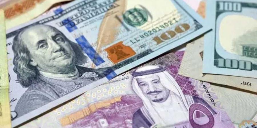 ثبات سعر الدولار مقابل الريال السعودي اليوم الإثنين 26 مايو 2025 وسط استقرار الاقتصاد السعودي