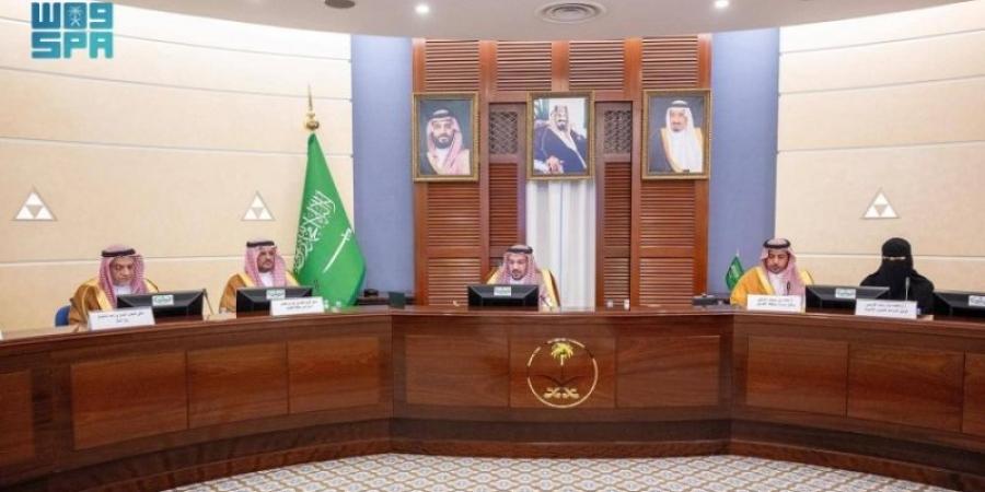  أمير القصيم يرأس اجتماع المجلس الاستشاري الاستثماري بالمنطقة