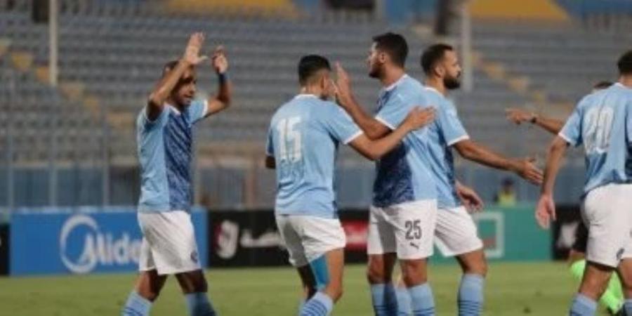 مروان حمدى ورمضان صبحى يقودان بيراميدز أمام سيراميكا