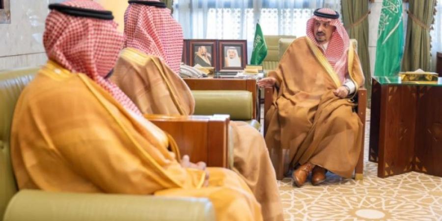 أمير الرياض يطلع على جهود وأعمال الشركة الوطنية لإمدادات الحبوب سابل