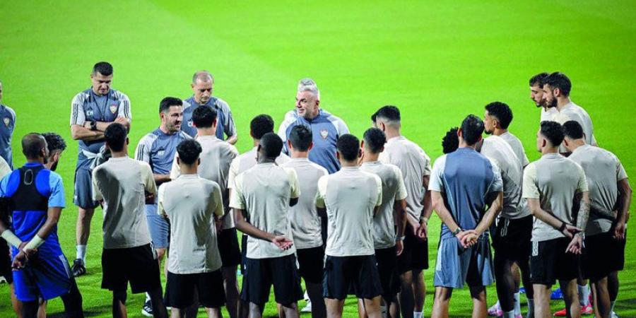 كوزمين لن يخوض مباراة ودية قبل لقاء أوزبكستان