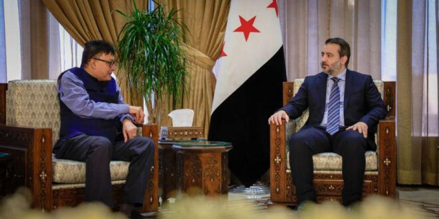 وزير الخارجية يلتقي الممثل المقيم لبرنامج الأمم المتحدة الإنمائي