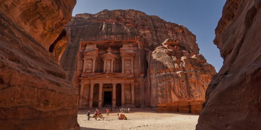 طقس معتدل ولطيف الحرارة في أغلب المناطق حتى الأربعاء 