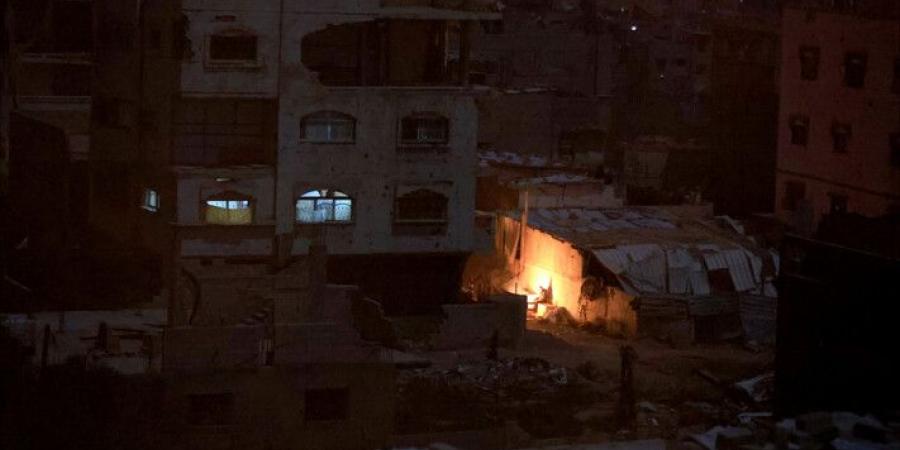 "الجزيرة": غارات إسرائيلية على المنطقة الشمالية الغربية لمدينة خان يونس جنوبي قطاع غزة