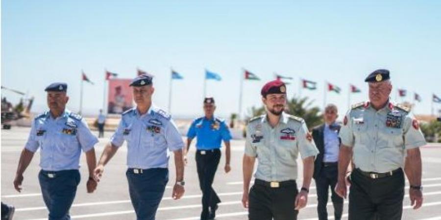 ولي العهد يرعى حفل تخريج دورة مرشحي الطيران/54 في كلية الملك الحسين الجوية