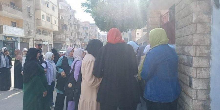 لجان الإعدادية بالمنوفية تستقبل 86 ألف طالب وطالبة لأداء امتحانى الدراسات والحاسب الآلى