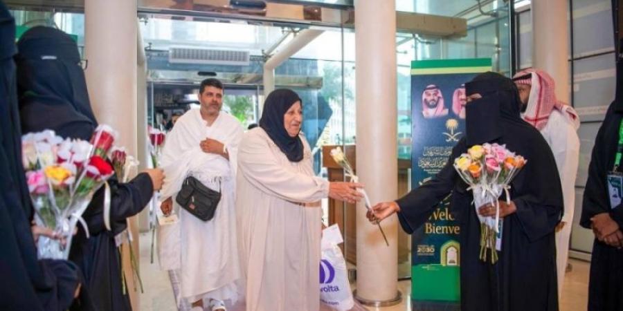 وصول الدفعة الثانية من ضيوف برنامج خادم الحرمين من ذوي الشهداء والأسرى والجرحى الفلسطينيين من غزة
