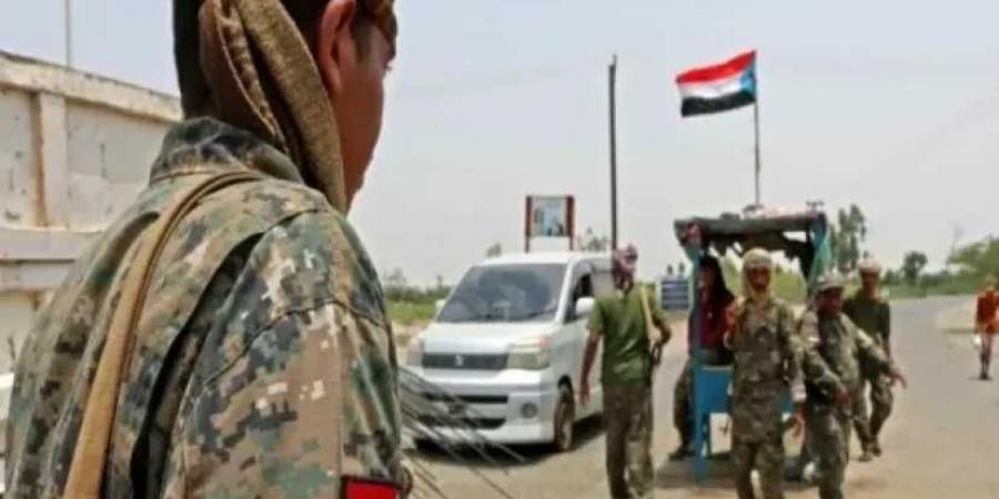 انسحاب مفاجئ لقوات الجيش في محافظة جنوبي اليمن.. وقوات الانتقالي تستكمل السيطرة عليها